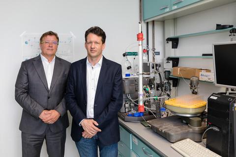 Dr. Torsten Matthias, Prof. Dr. Armin Giese Dr. Torsten Matthias, Prof. Dr. Armin Giese